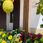 ファームステイ Naturaverde セニガッリア